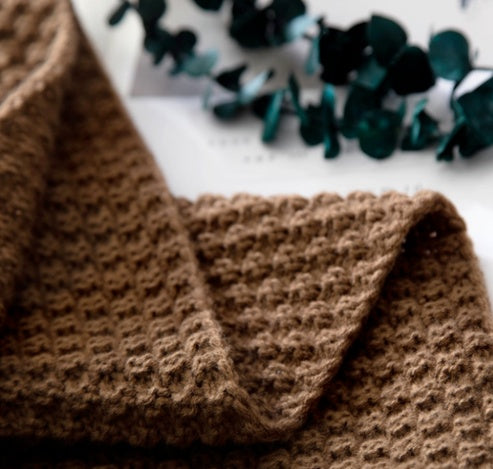 Nordic fringed knit ball blanket wool